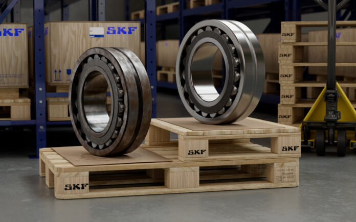 Bearing condition before remanufacture (left) & after remanufacture (right) by the skilled SKF Remanufacture Team bearing remanufacturing