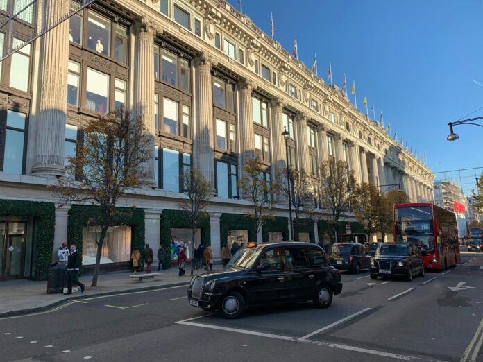 OMN610 - Selfridges London Omniflex remote monitoring